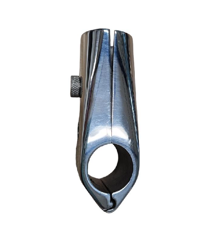 Soporte pasamanos para asta bandera 32mm en inox