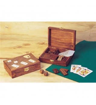 Caja de madera con juegos de mesa